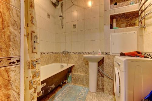 Ένα μπάνιο στο Apartment Longo On Furshtatskaya