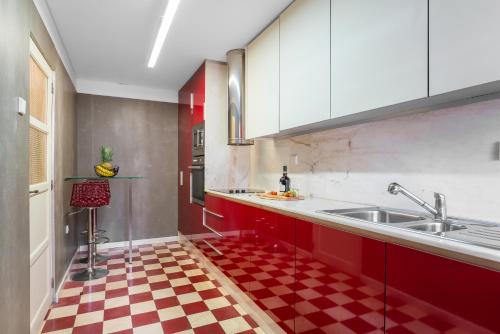 Kuchyň nebo kuchyňský kout v ubytování Host Wise - Colorful Bright Flat with Balcony