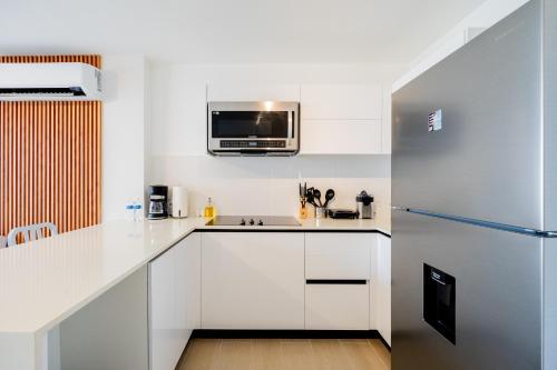 Wynwood House San Franciscoにあるキッチンまたは簡易キッチン