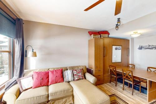 Gallery image of Village Hideaway in Copper Mountain
