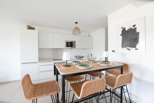 Le Bonamour - Élégance et sérénité entre plage et port