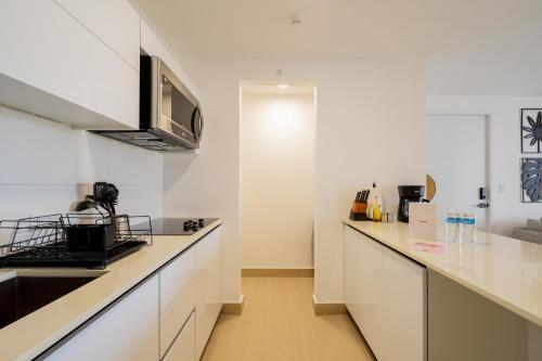 Wynwood House San Franciscoにあるキッチンまたは簡易キッチン