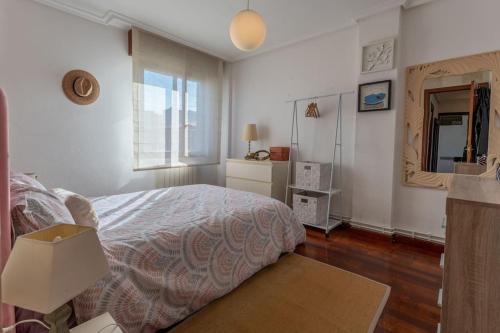 Кровать или кровати в номере alsua street apartment