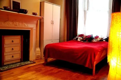 Cosy 1 bedroom with garden 2 min from seafront photo 1