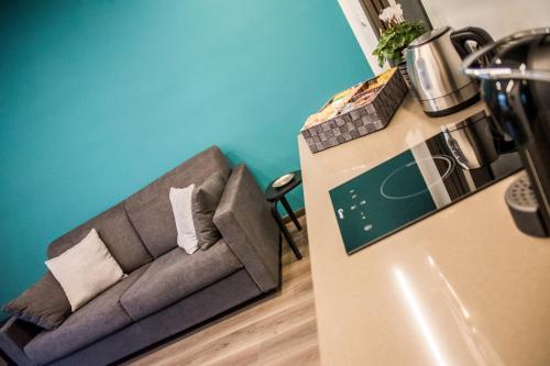 Η κουζίνα ή μικρή κουζίνα στο NINARY APARTMENTS a due passi dal centro storico