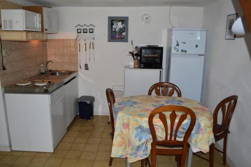 Résidence Grande Bleue - VILLA T2 MEZZANINE 6 couchages PORT LEUCATE MAE-4674