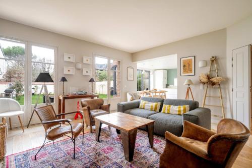 Photo de la galerie de l'établissement Maison Mirador - Welkeys, à Versailles