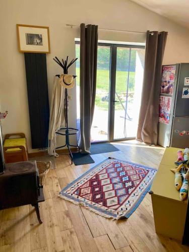 Posezení v ubytování Charmant gîte de campagne en Drôme provençale