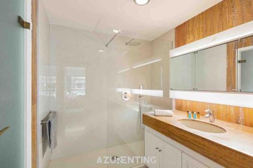 Photo de la galerie de l'établissement Appartement luxueux derrière Croisette, à Cannes