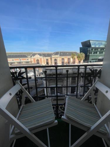 Refait à neuf Mars 2026 - Cosy studio en face de la gare
