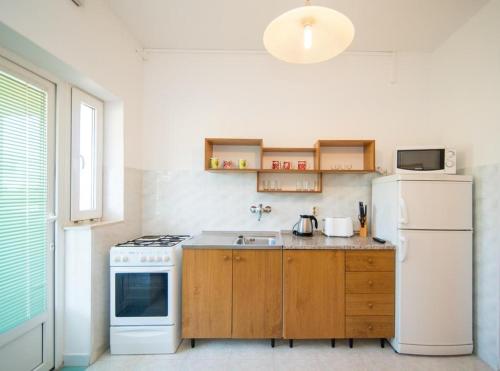 Apartments with parking space Kastel Stafilic, Kastela - 22665