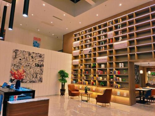 Lobby o reception area sa Hanting Hotel Taiyuan East Middle Ring Road Shanda Sanyaun