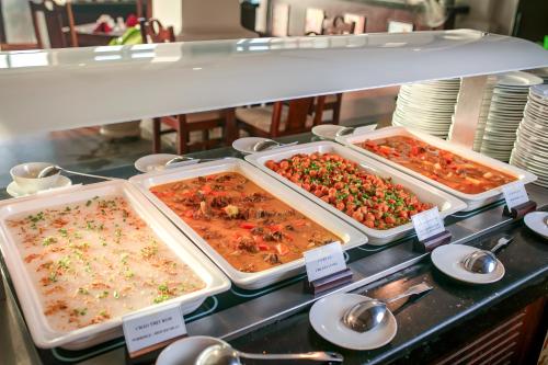 Mad på resortet eller i nærheden