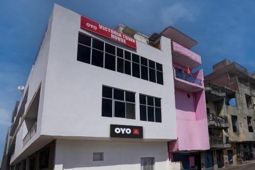 Bangunan di mana terletaknya hotel