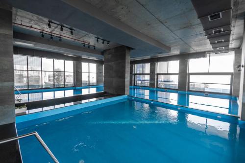 Der Swimmingpool an oder in der Nähe von Green Side Apart Hotel