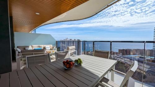 SUNSET WAVES luxury apartment photo 25