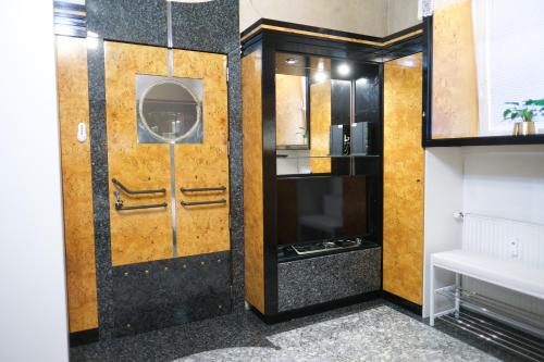 A bathroom at Apartments Perla