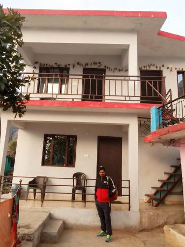 Un balcón o terraza de mayur homestay
