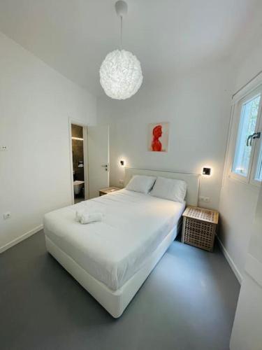 130m Luxury apartment in the heart of Athens