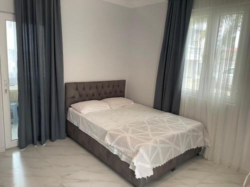 Gallery image of Twins Hotel in Gonio