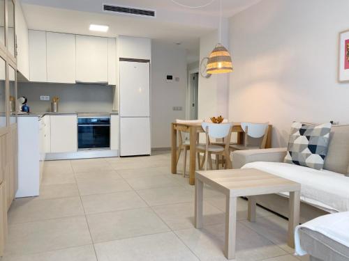 Stylish family flat by Canary365