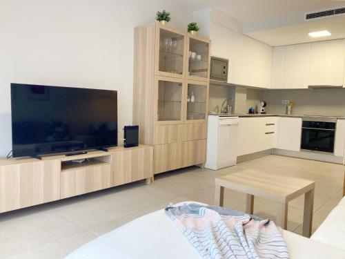 Stylish family flat by Canary365
