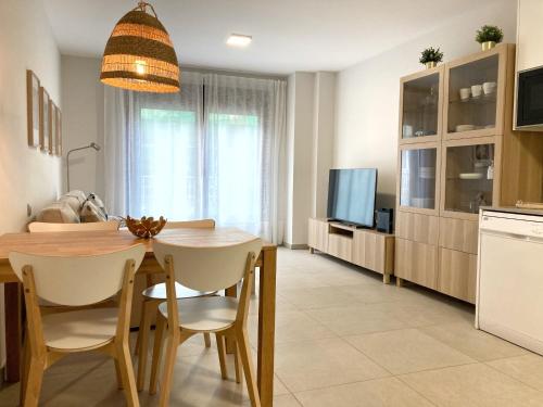 Stylish family flat by Canary365