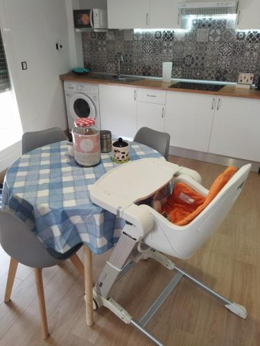 Kuchyň nebo kuchyňský kout v ubytování Ático Entero con Habitación en Corella