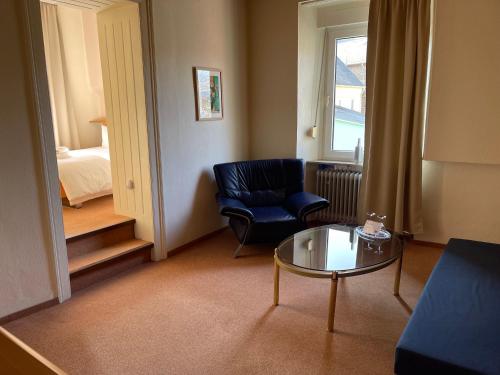 Postel nebo postele na pokoji v ubytování Hotel "Zur schönen Aussicht"