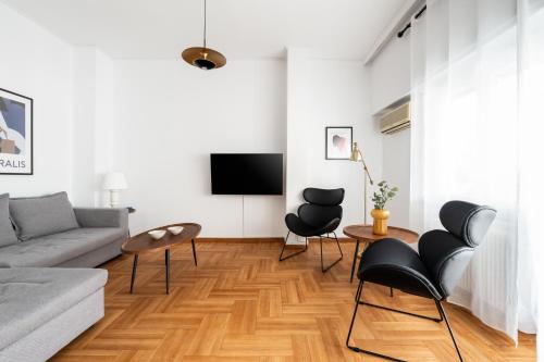 YestayHomes Three Bedroom Apartment Sina