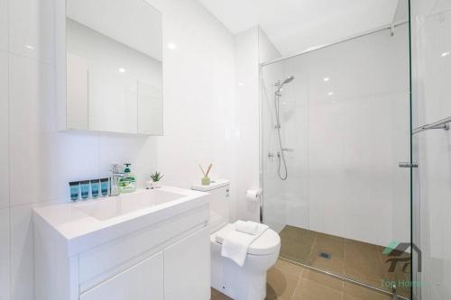 Un baño de Wonderful Condo in Parramatta