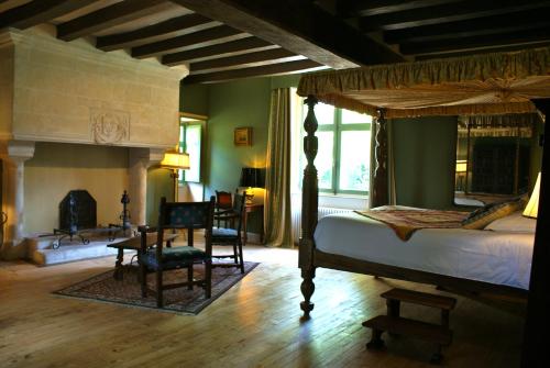 Katil atau katil-katil dalam bilik di Manoir de la Touche