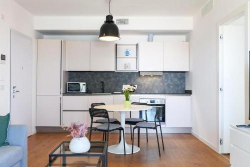 Lovely Terrace Apartment - Porta Romana District Milan