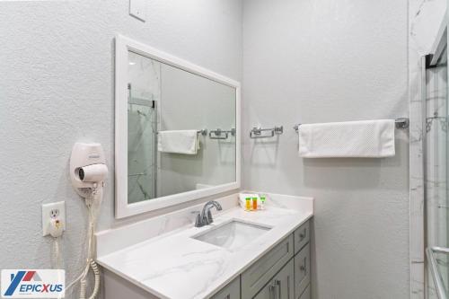 The Epic Tokio Vista Cay Orlando Most Stylish photo 39