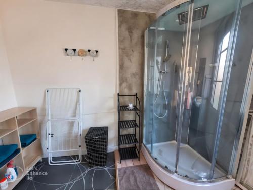 Ένα μπάνιο στο Appartement 5 pièces à 15 minutes du lac du Der