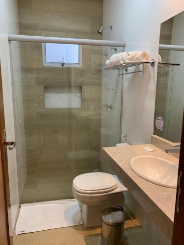 Bilik mandi di NERES HOTEL