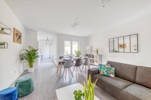 Posezení v ubytování Villa Spacieuse 6 ch/12 personnes/ 6 SDB WC privée