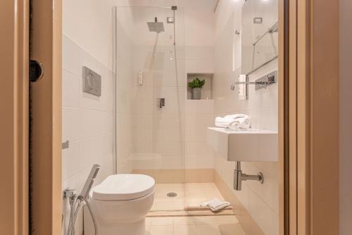 Vatican St Peter 2 bedrooms 2 bathrooms apartment