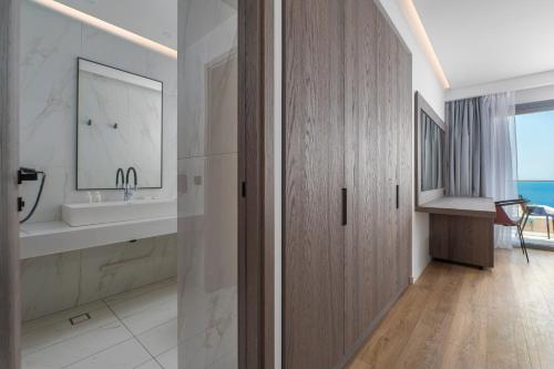 Gallery image of Adrina Grand Hotel in Panormos Skopelos