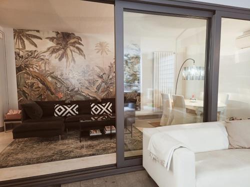 YR Apartments - Dateo - 3 Min Walk to Duomo and Linate Airport Metro