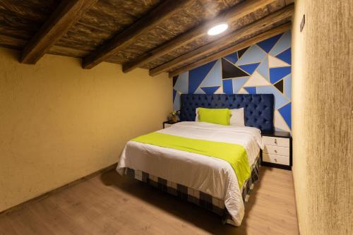 Postel nebo postele na pokoji v ubytování Rustic House