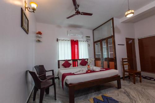 Postel nebo postele na pokoji v ubytování Sunflower Villa