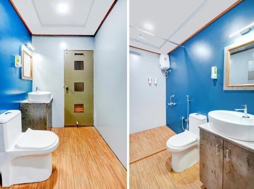マウント・アブにあるHotel Dada inn Mount abuのバスルーム(トイレ2つ、洗面台付)の2枚