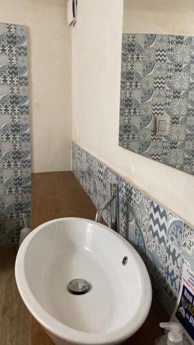 Ένα μπάνιο στο Correri 125