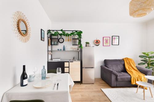 Apparemment Cosy Paris CDG Stade Expo