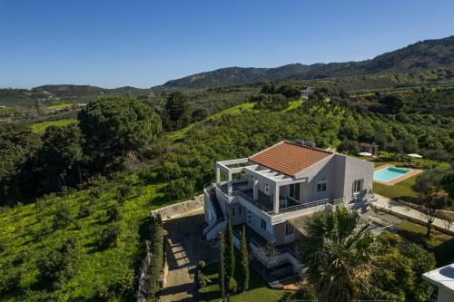 Villa Adam