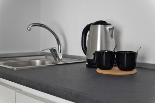 Just Urban Stays - Modern 1BR Apt with Terrace - 10 min M4 to Duomo