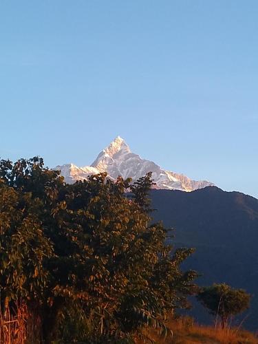 Splošen pogled na gorovje oz. razgled na gore, ki ga ponuja nočitev z zajtrkom