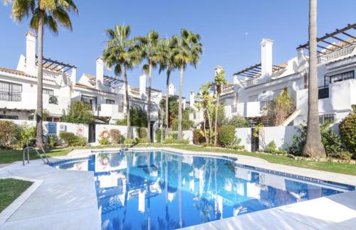 Luxury 3 Bed Townhouse in Puerto Banus Marbella