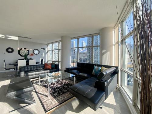 Gallery image of Luxury Homestay in Toronto